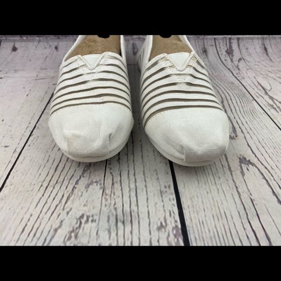 Bobs Slippers - Picture 5 of 9